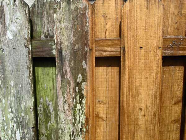 power washing wood fence