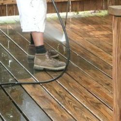 deck cleaning thumbnail