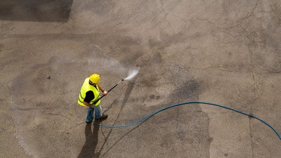 commercial pressure washing